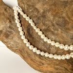 Load image into Gallery viewer, Graceful Cream Pearl Silhouette