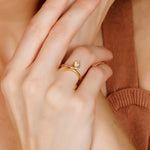 Load image into Gallery viewer, Daily Luxury (E VVS1 / White Gold)