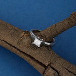 Load image into Gallery viewer, Princess Ring (G VVS2 / White Gold)