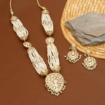 Load image into Gallery viewer, JEWEL OF PEARLS