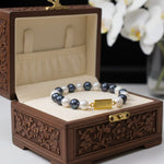 Load image into Gallery viewer, Aura Contrast Pearl Bracelet