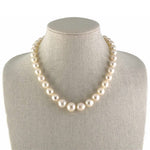 Load image into Gallery viewer, Graceful Cream Pearl Silhouette