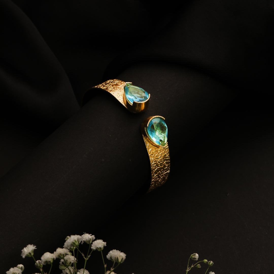GOLDEN EMERALD KADA