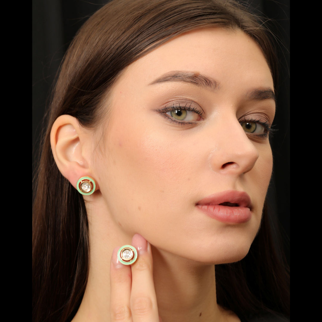 EMERALD ESSENCE STUDS