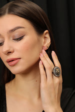 Load image into Gallery viewer, REGAL LION RING