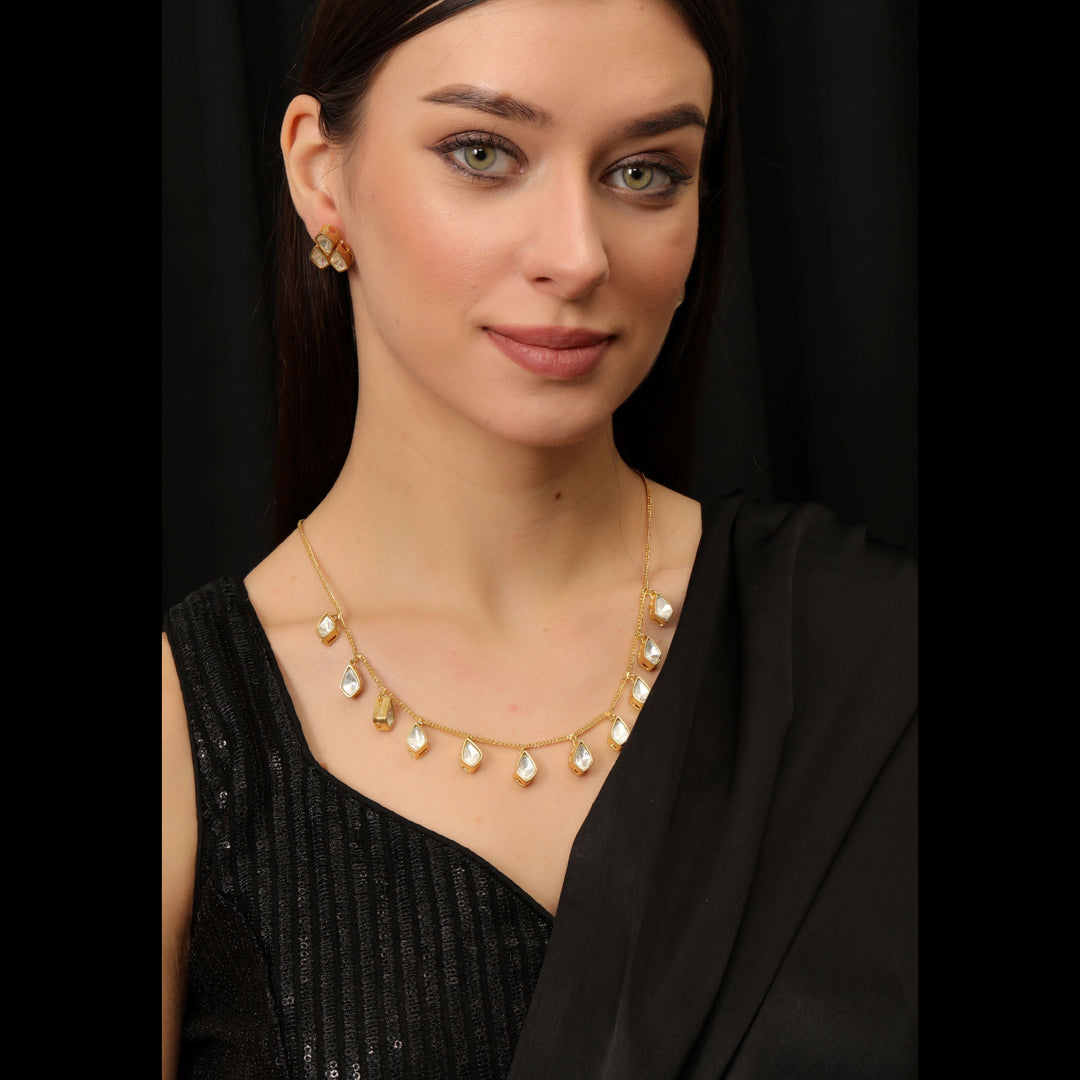 POLKI DEWDROP NECKLINE