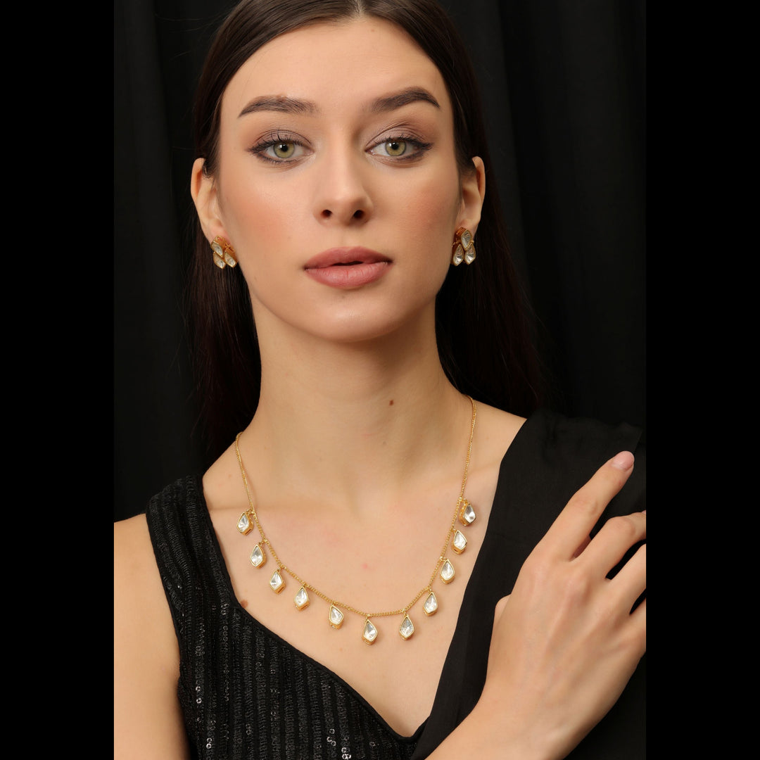 POLKI DEWDROP NECKLINE