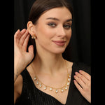 Load image into Gallery viewer, POLKI DEWDROP NECKLINE