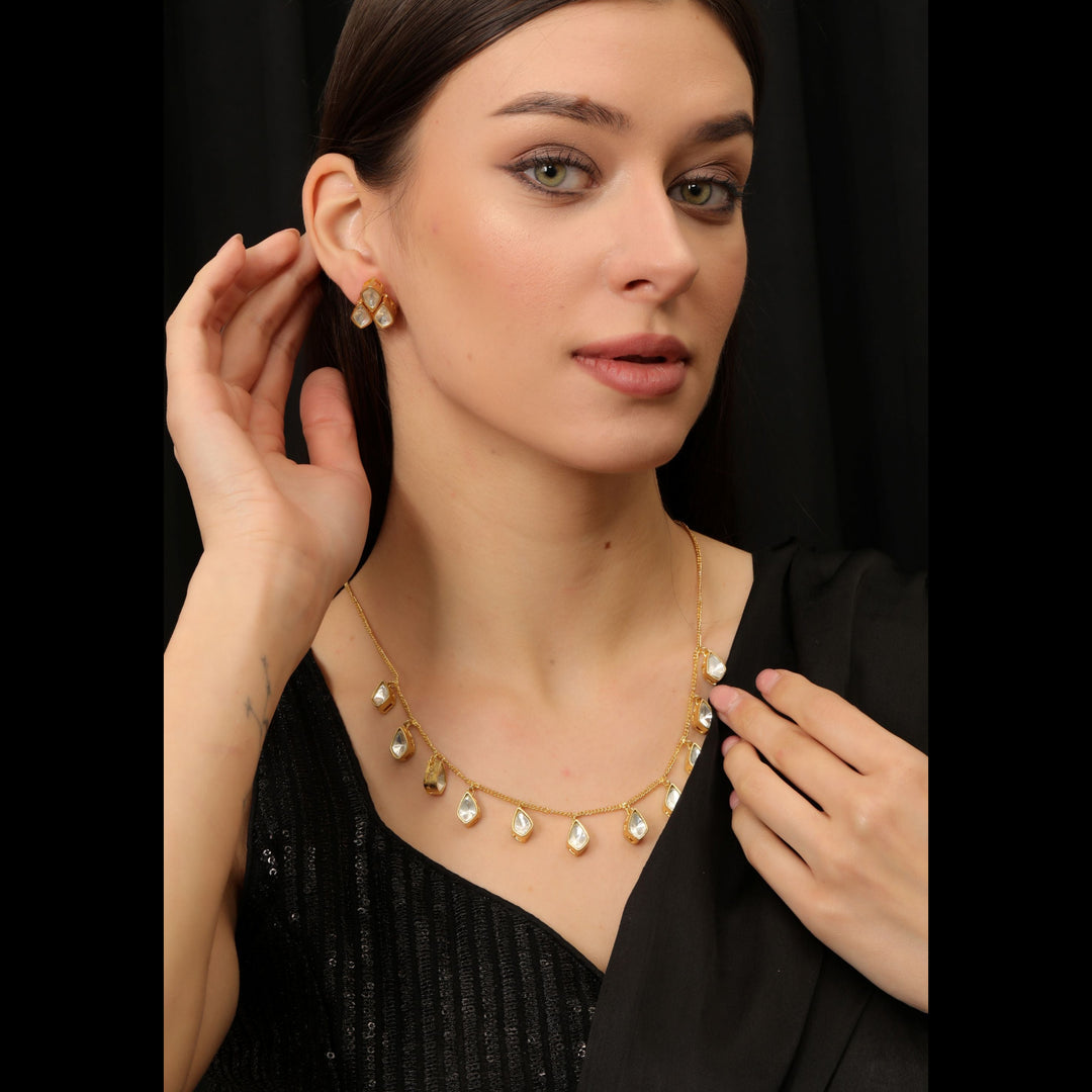 POLKI DEWDROP NECKLINE