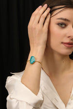 Load image into Gallery viewer, AQUA OVAL BRACELET