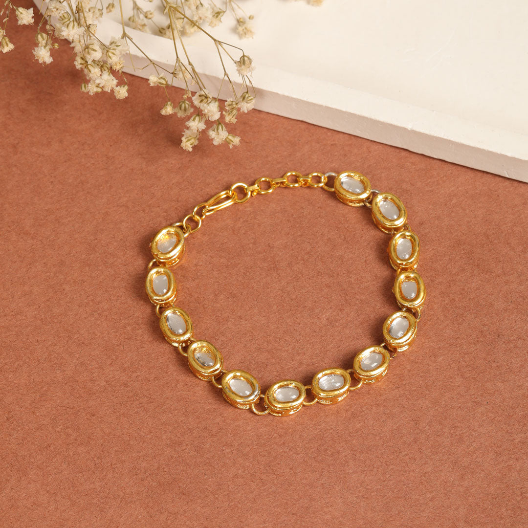 OPULENT STRAND