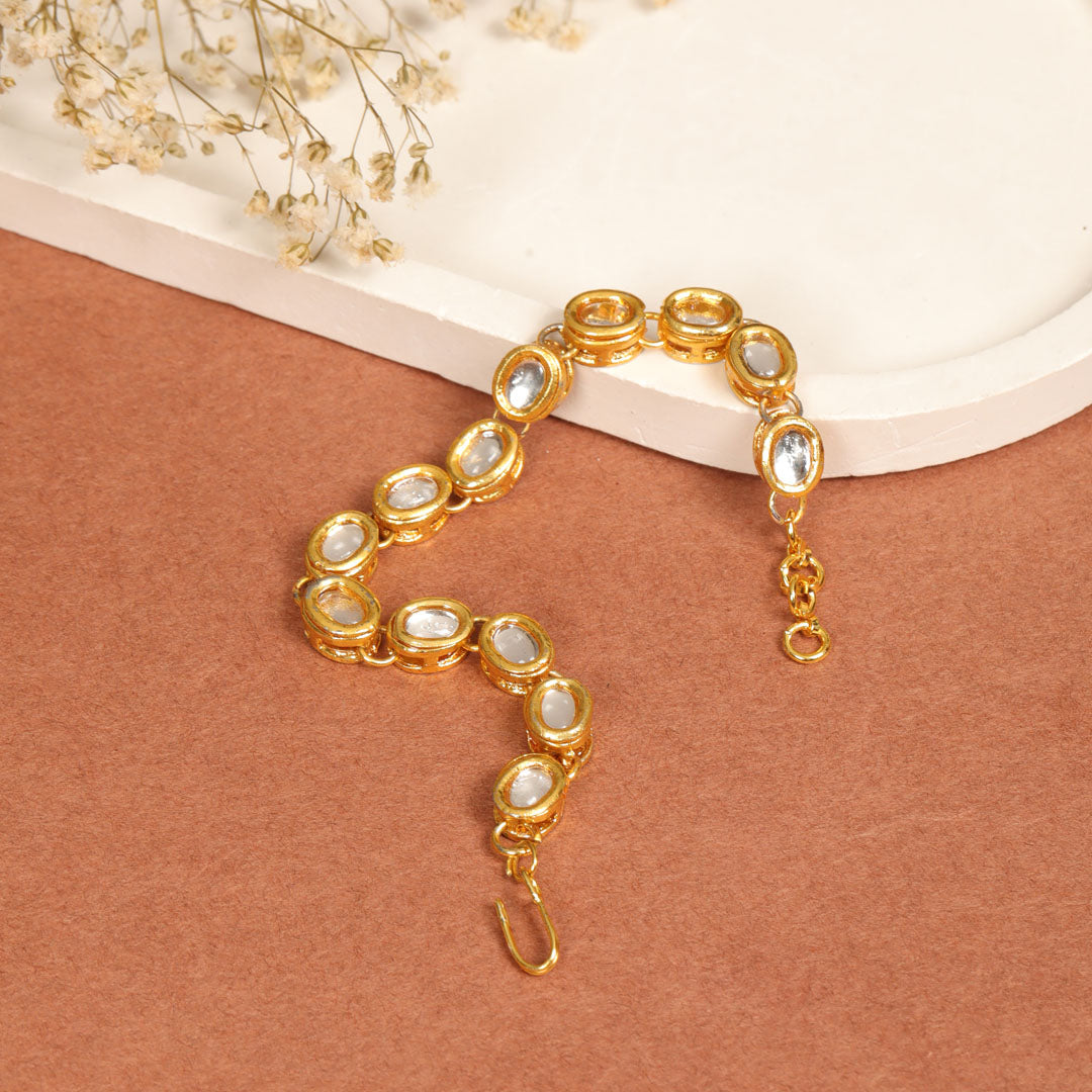 OPULENT STRAND