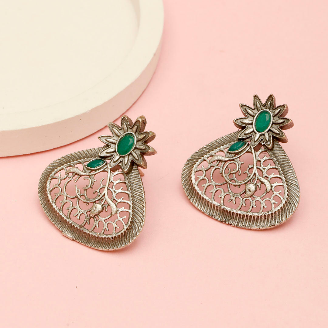 Aura Studs
