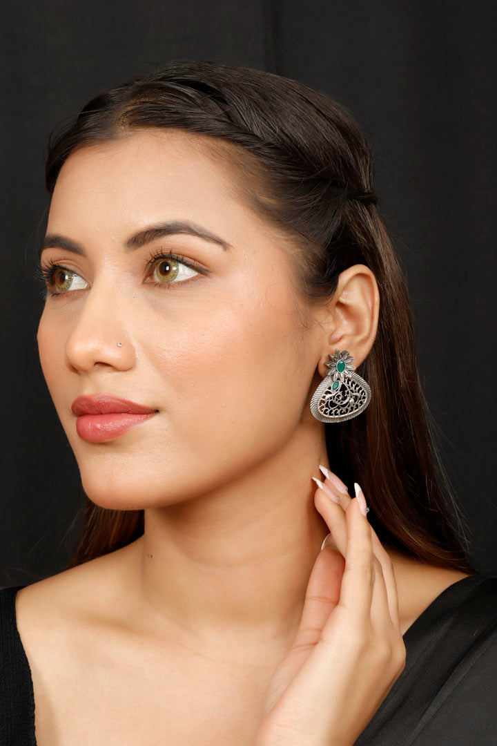 Aura Studs