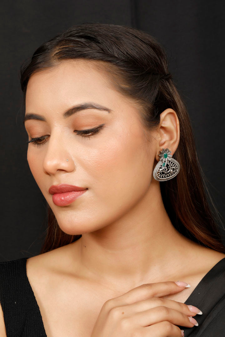Aura Studs