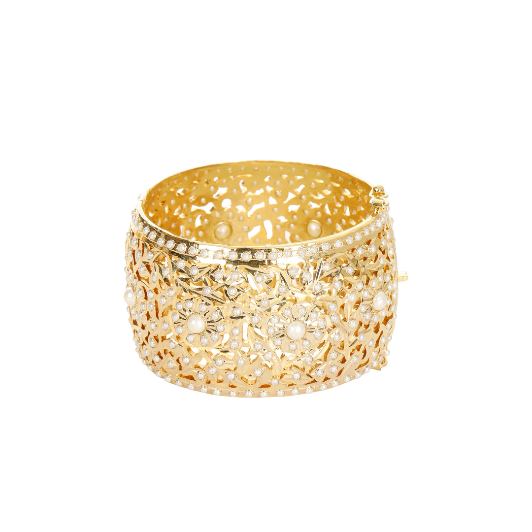 PEARL BRACELET