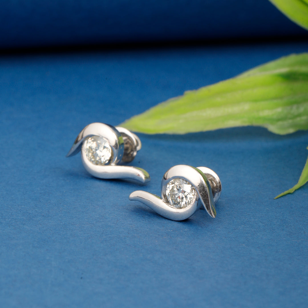 Serenity Curve Diamond Studs (Silver)