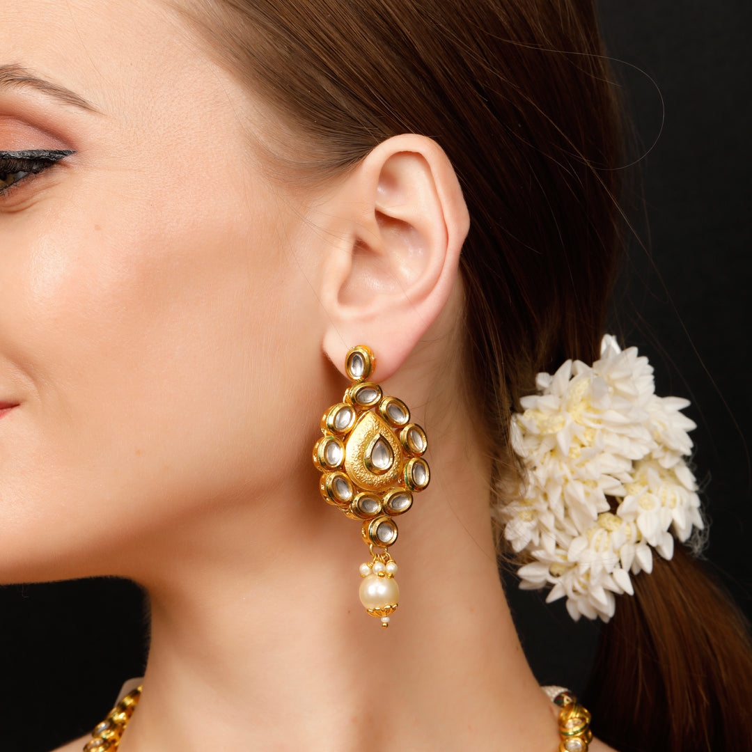 KUNDAN PEARL JEWELRY