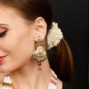 RADIANT PEARL NECKLACE