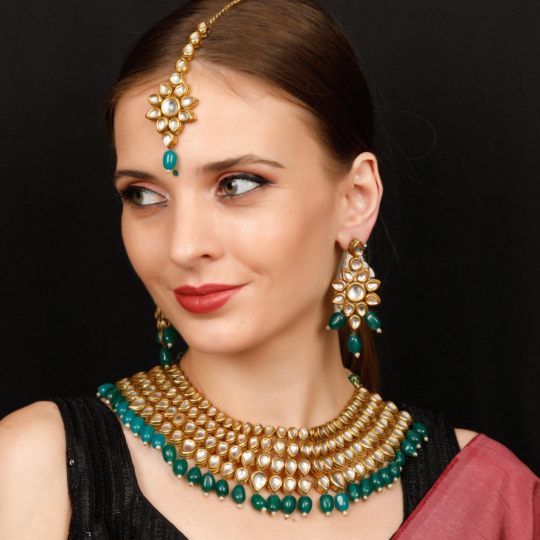 EMERALD ACCENTS