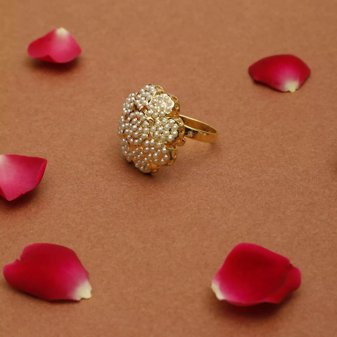 PEARL RING