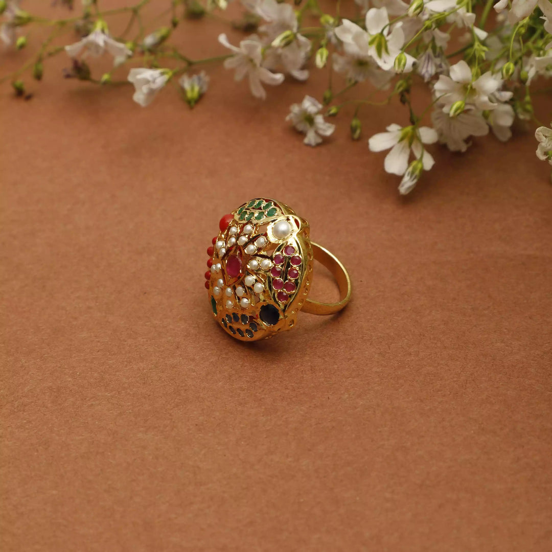 COLORFUL STONE RING