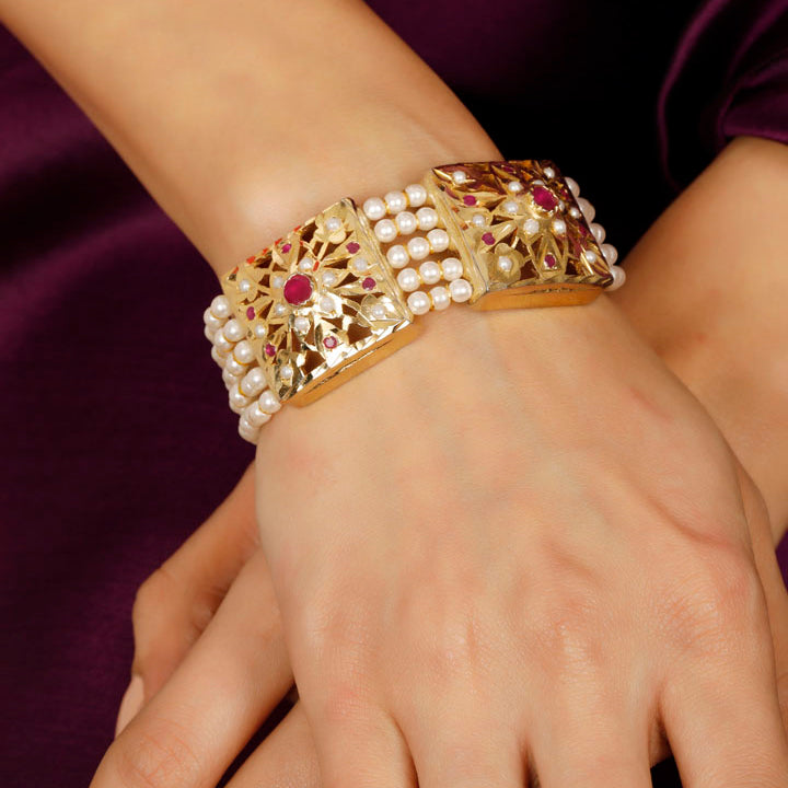 RUBY EMBELLISHED PEARL BRACELET