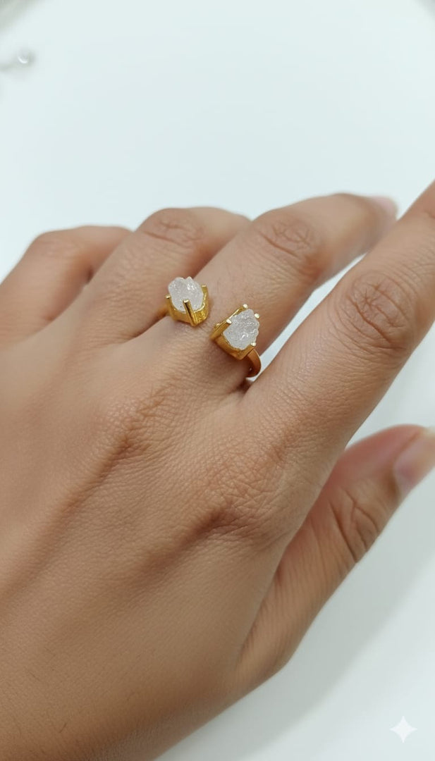 WHITE AMETHYST DUO RING