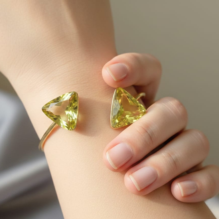 TRIAD ELEGANCE GOLD BRACELET