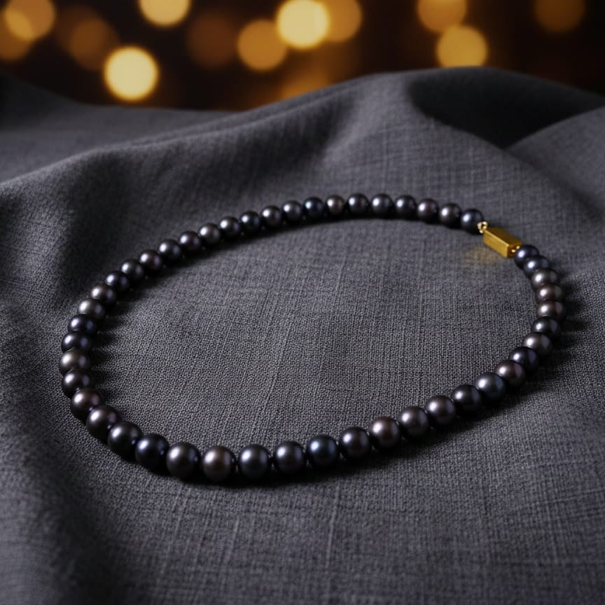 Obsidian Peacock Radiance