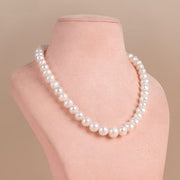 Luxurious  Pearl String