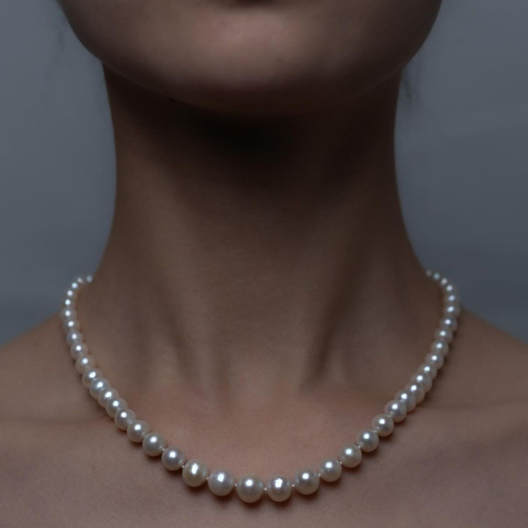 Luxurious  Pearl String